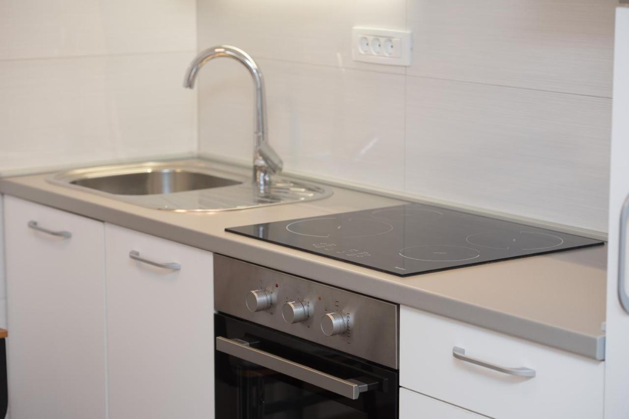 Luxury Studio Apartment Honeymoon Split Exterior photo